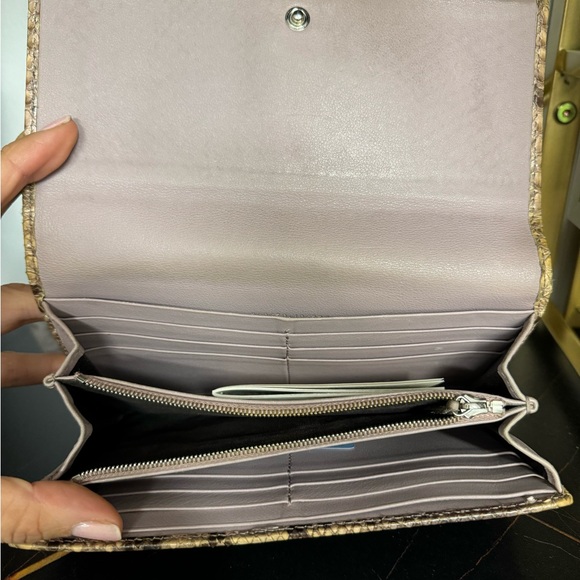 12248 Gucci Python Bifold Continental Wallet with Crystals - Picture 3 of 6